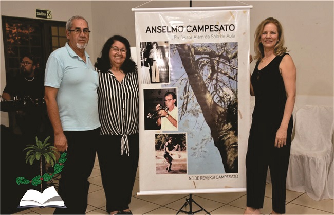 Imagem: Cerimônia de lançamento do livro Professor Anselmo da autora professora Neide Campesato 