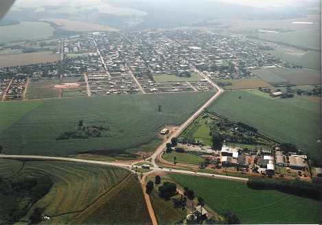 Vista aérea da cidade Jussara PR, em 2010 | Apresentação do livro pela professora Luciana Tachini